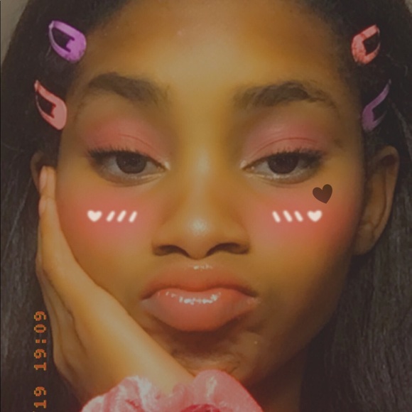 Meet your Posher, Kayla - Picture 1 of 1